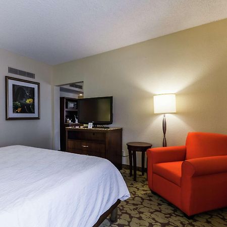 Hilton Garden Inn Phoenix Midtown מראה חיצוני תמונה