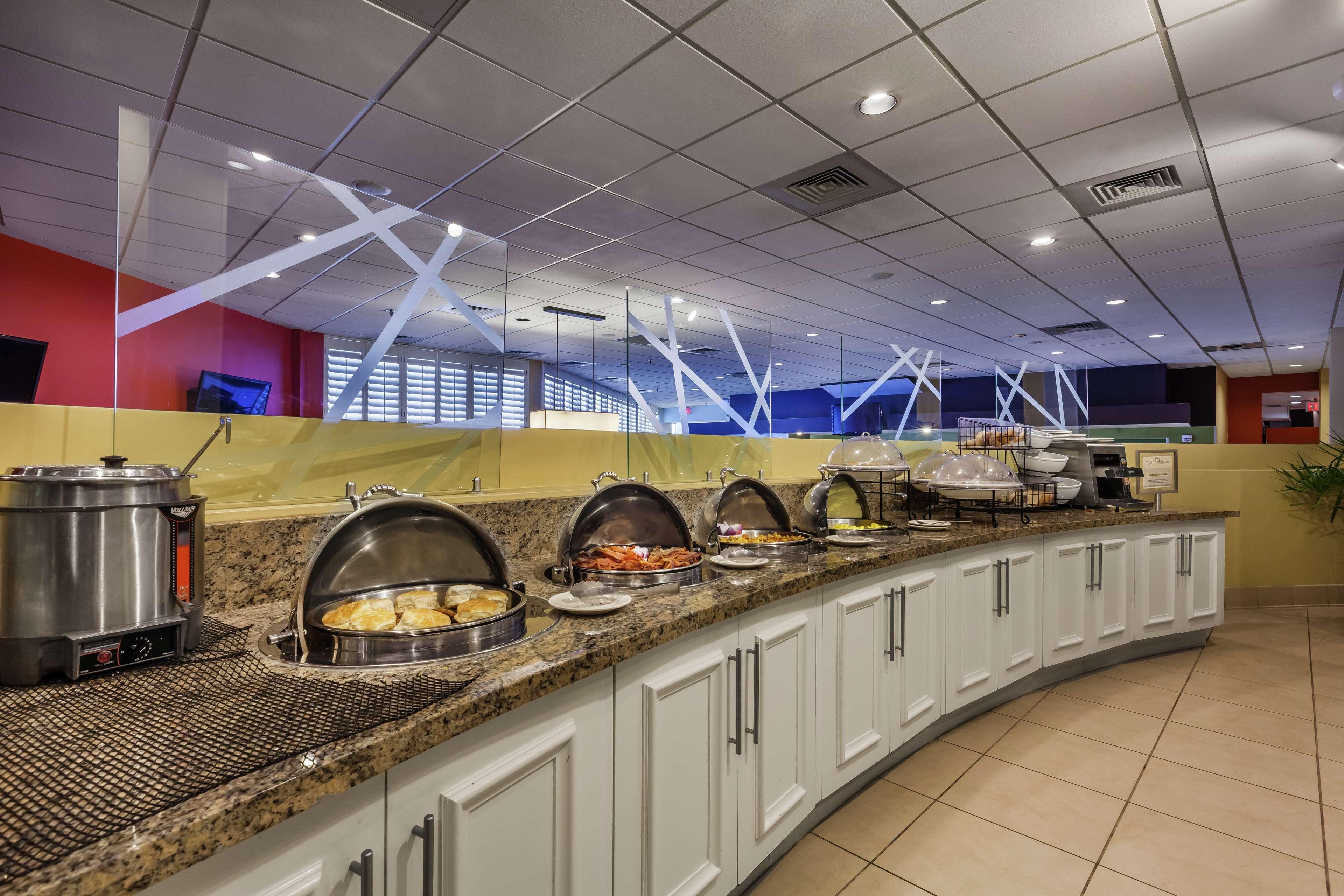Hilton Garden Inn Phoenix Midtown מראה חיצוני תמונה