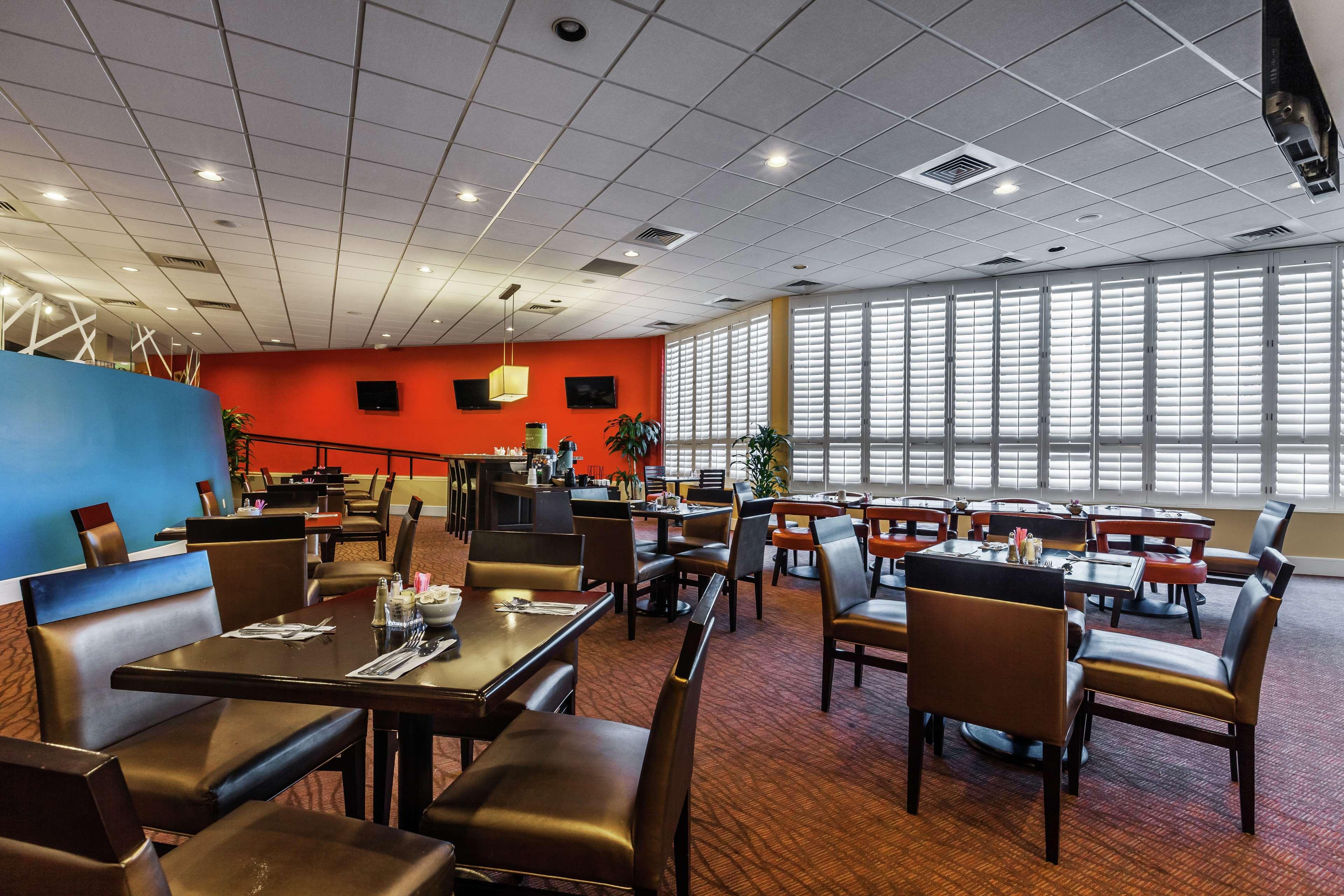 Hilton Garden Inn Phoenix Midtown מראה חיצוני תמונה