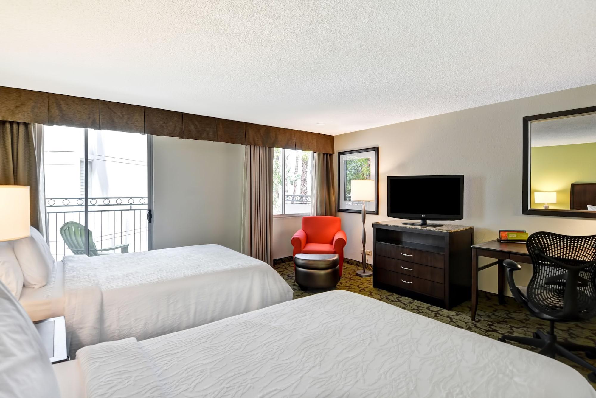 Hilton Garden Inn Phoenix Midtown מראה חיצוני תמונה