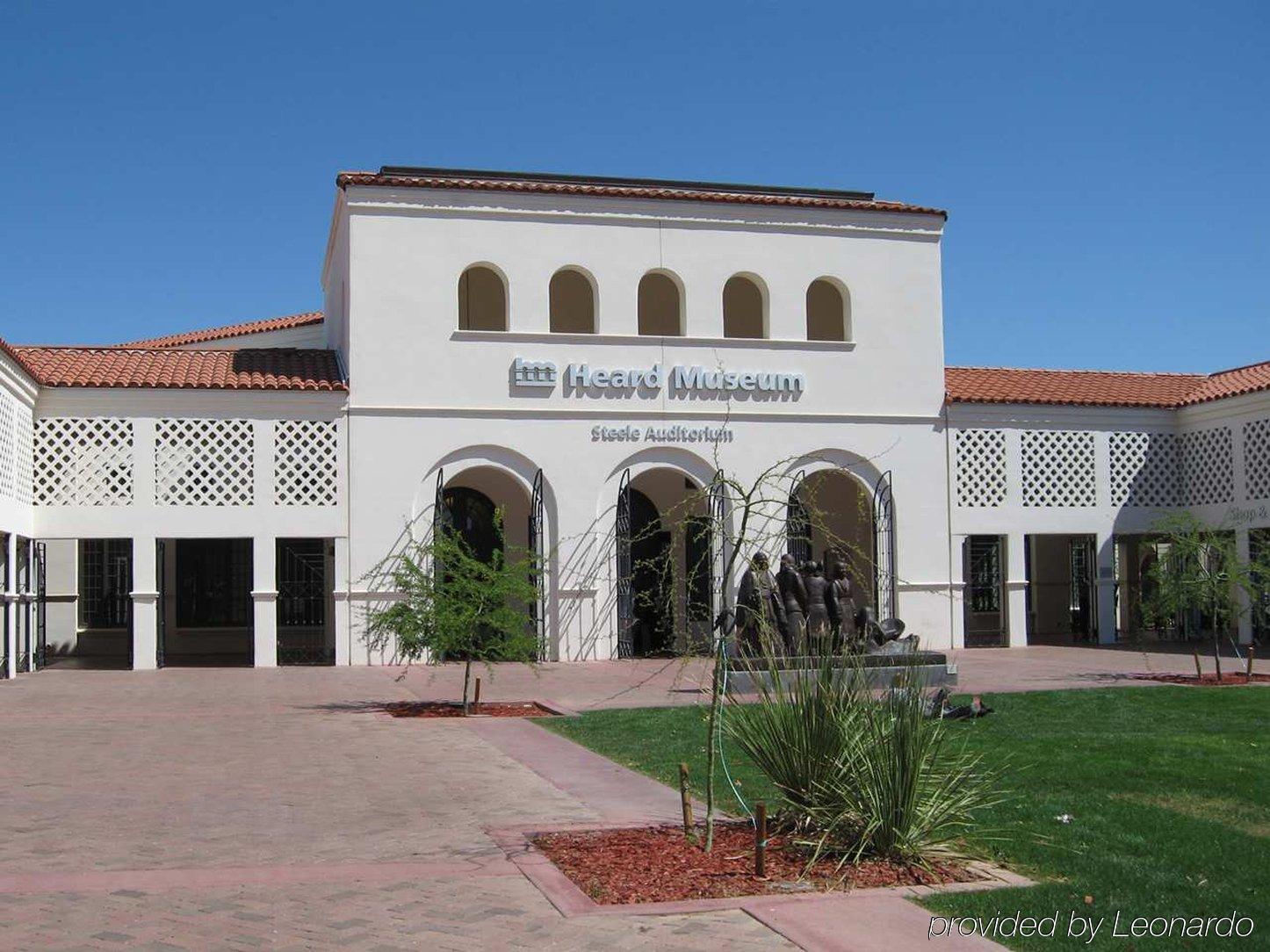Hilton Garden Inn Phoenix Midtown מראה חיצוני תמונה